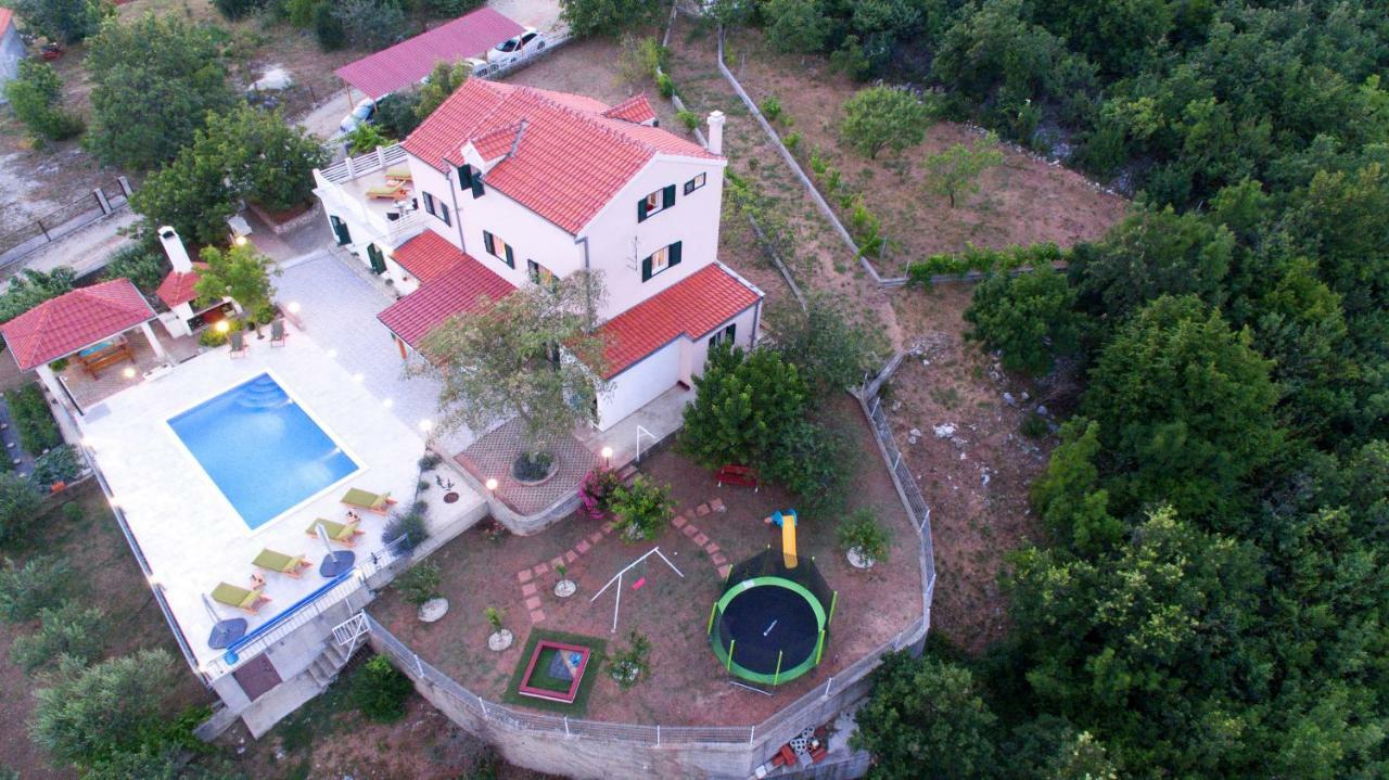 Holiday Home Koprivno المظهر الخارجي الصورة